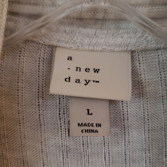 A New Day Women's Long-sleeved Cardigan - Picture 7 of 7